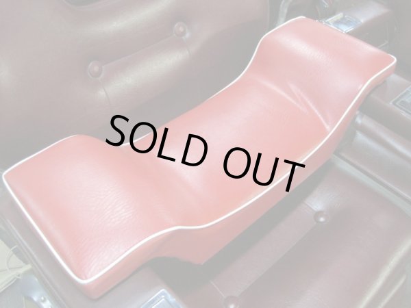 画像2: バーバー用子供補助イス（中古） (2)