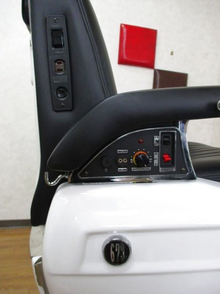 画像6: 【再生費込み】タカラ 679 マークII パンサー クラシカル(丸ベース塗装済み) (6)