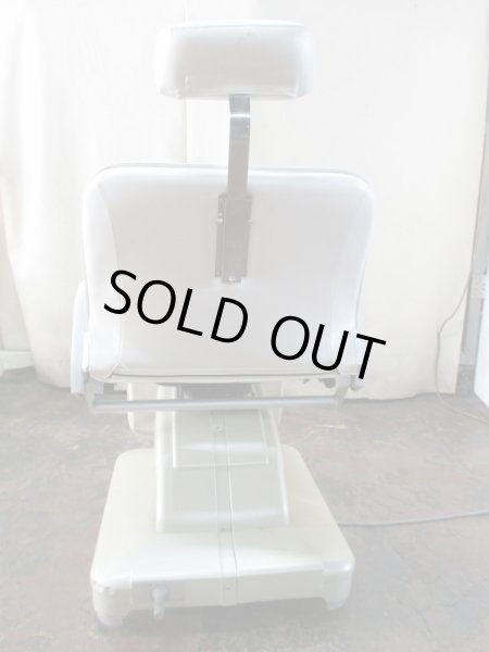 画像3: シャンプー椅子タカラE'sy　エプ上　枕付　回転式　中古品 (3)