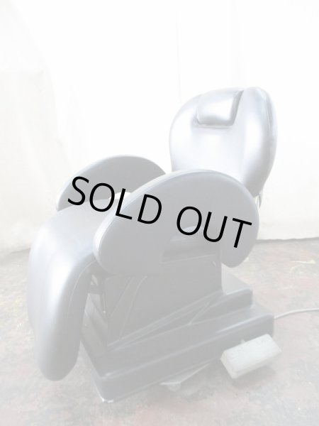 画像3: アトリエ　シャンプー椅子　エプ上　枕付　回転式　中古品 (3)