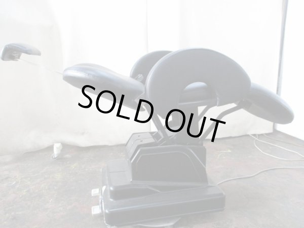 画像4: アトリエ　シャンプー椅子　エプ上　枕付　回転式　中古品 (4)