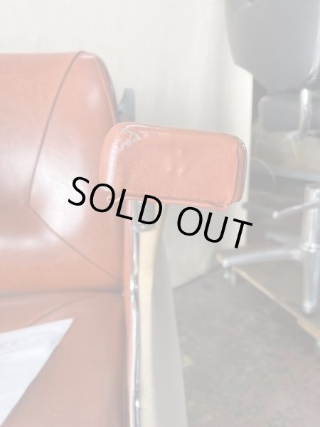 画像11: 【中古現状品】オオヒロ　手動シャンプー椅子 (11)