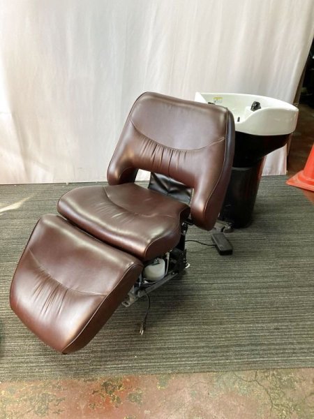 画像1: 【中古現状品】タカラ  ユメ  エスポワール  ※レッグレスト連動タイプ【関西・関東地区のみの限定販売！】 (1)