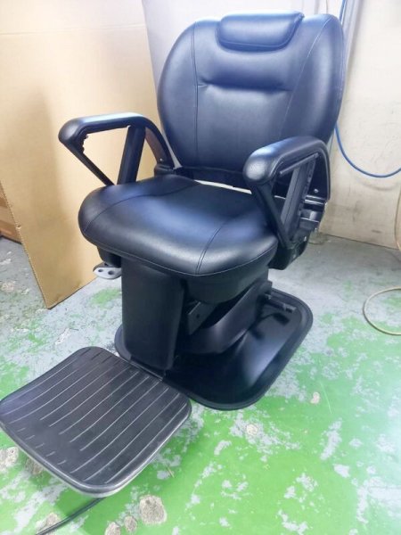 画像1: タカラ　理容椅子　BB-SPN　中古品（再生後3か月利用） (1)