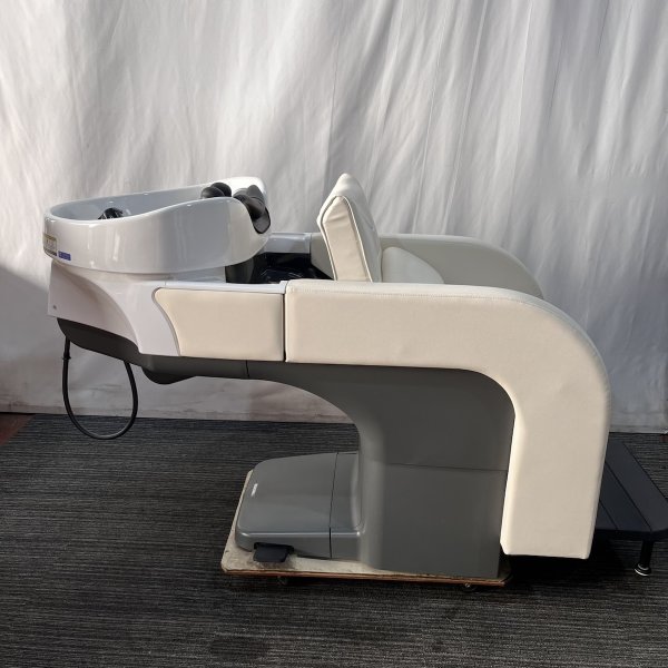 画像10: 【関西地区限定販売!】タカラ YUME iXi (ユメ イクシ) 立位仕様【中古現状品】※商談中 (10)