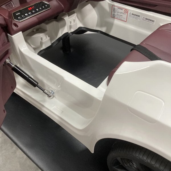 画像21: 【受注生産品】子供用セットイス キッズカー レクサス LC500 (21)