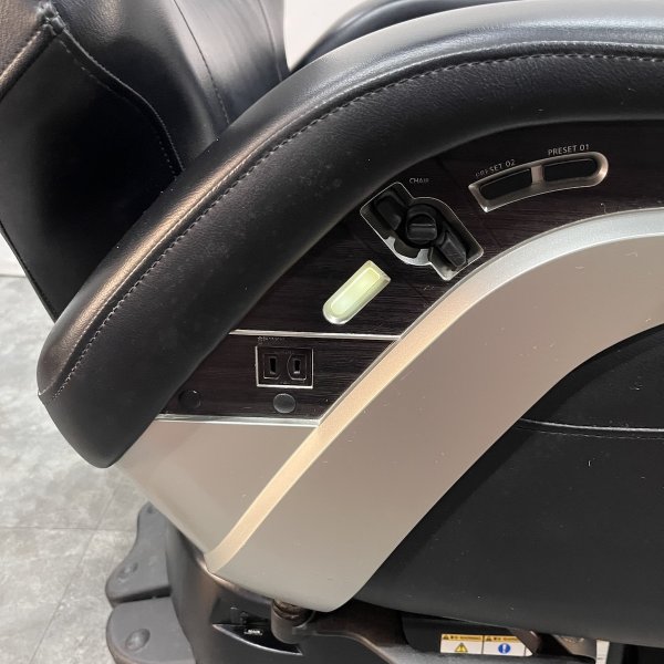 画像11: 【中古現状品】タカラ　レジェンド　ヒーター・フットクッション付き【張替・再生可能】 (11)