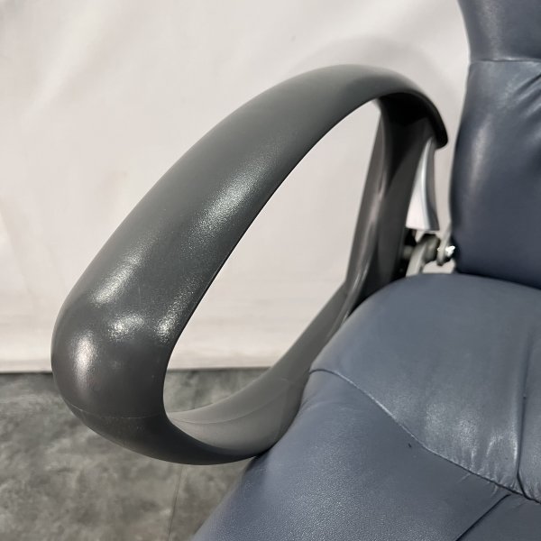 画像4: 【張替費込み】新明和 理容椅子 ビート (4)