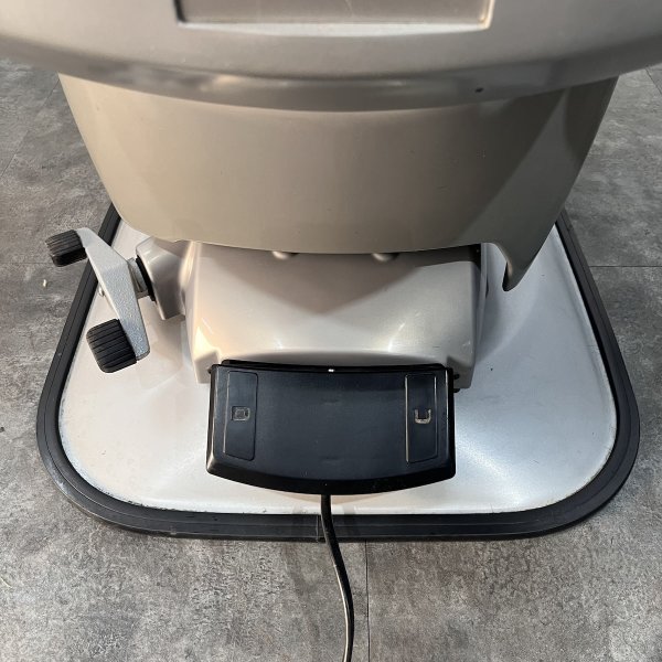 画像15: 【張替費込み】大広 理容椅子 イゼ (15)