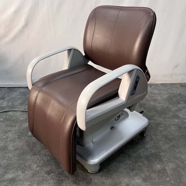 画像1: 【中古現状品】タカラ E'sy（イージー）※レッグレスト連動タイプ【張替・再生可能】 (1)