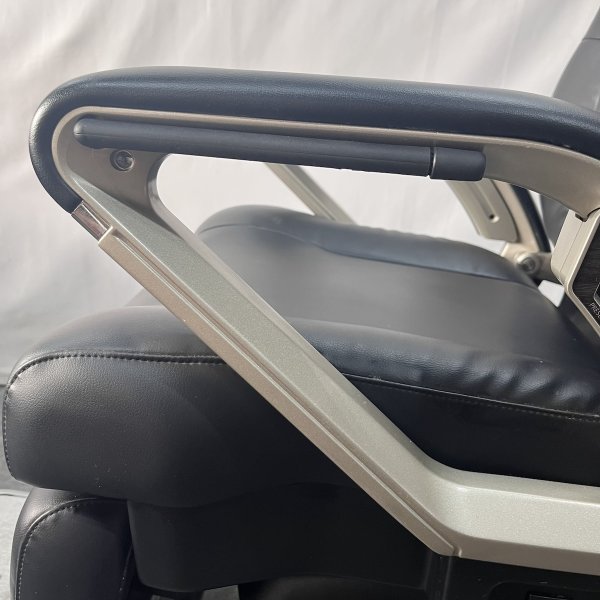 画像36: 【中古現状品】タカラ　INOVA（イノーヴァ）※レッグレスト固定タイプ【張替・再生可能】 (36)