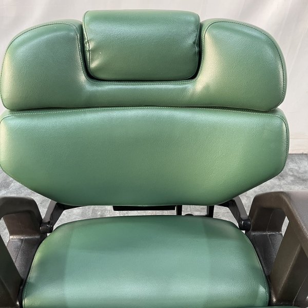 画像3: 【中古現状品】タカラ　プラス（背もたれ二分割・直上タイプ）【張替・再生可能】 (3)