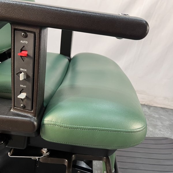 画像21: 【中古現状品】タカラ　プラス（背もたれ二分割・直上タイプ）【張替・再生可能】 (21)