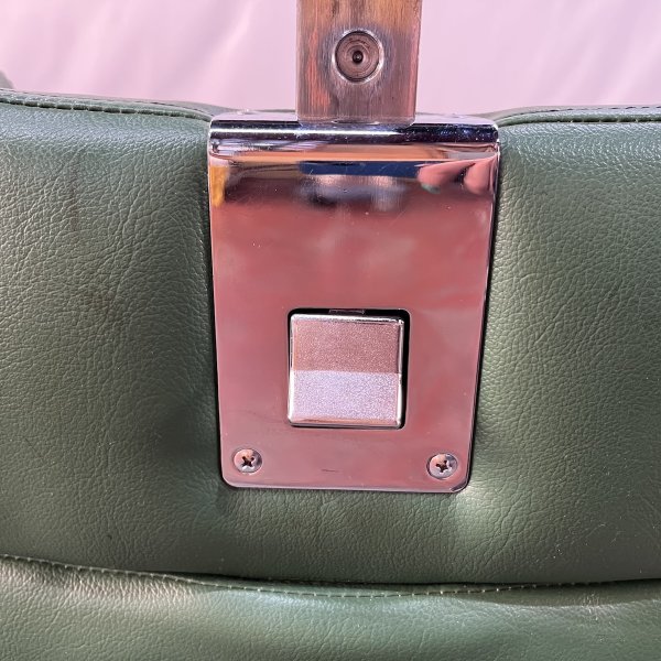 画像32: 【中古現状品】タカラ　プラス（背もたれ二分割・直上タイプ）【張替・再生可能】 (32)