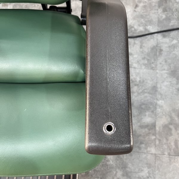 画像11: 【中古現状品】タカラ　プラス（背もたれ二分割・直上タイプ）【張替・再生可能】 (11)