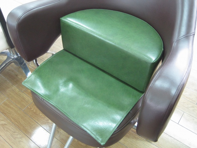 アンティーク 理美容院椅子 子供用 馬型補助イス アンティーク 理美容院椅子 子供用 馬型補助イス